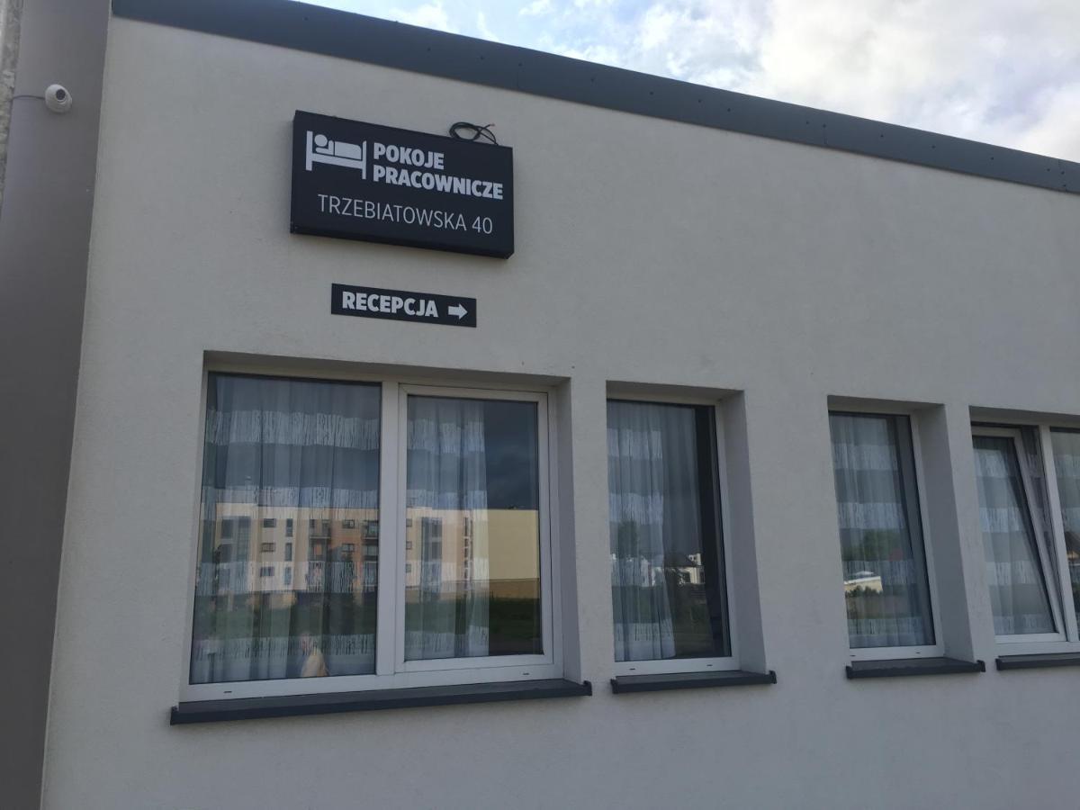 Pokoje Pracownicze Trzebiatowska 40 *